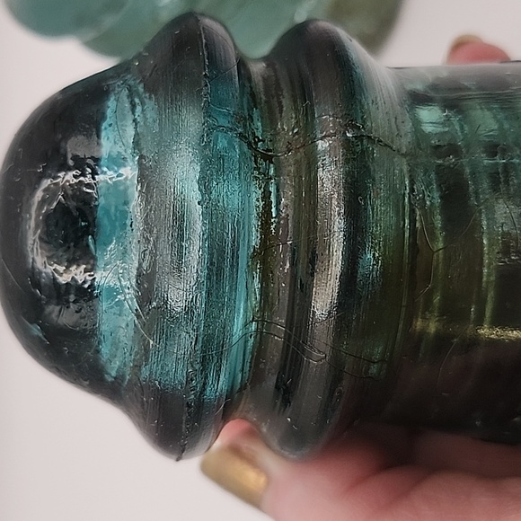 Vintage 1893 Hemingway No. 9 & 12 Glass Insulators - Picture 11 of 11